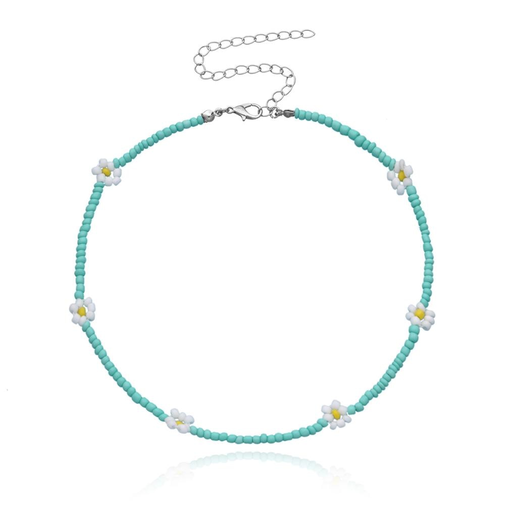 90s Beaded Flower Necklace