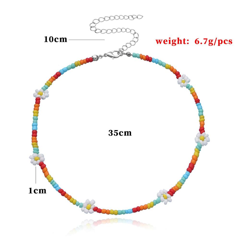 90s Beaded Flower Necklace