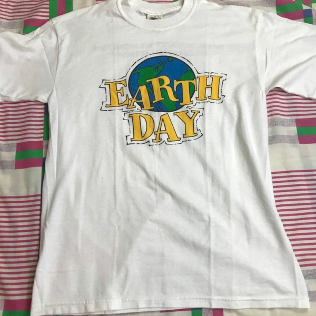 Earth Day 90s Tee