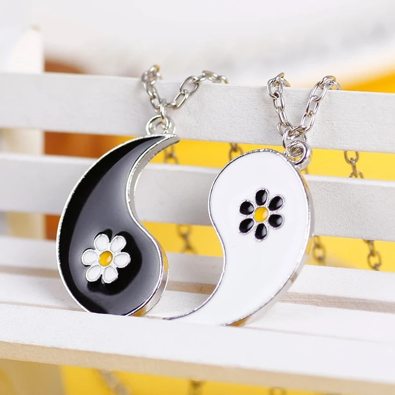2 Piece Best Friend Necklaces