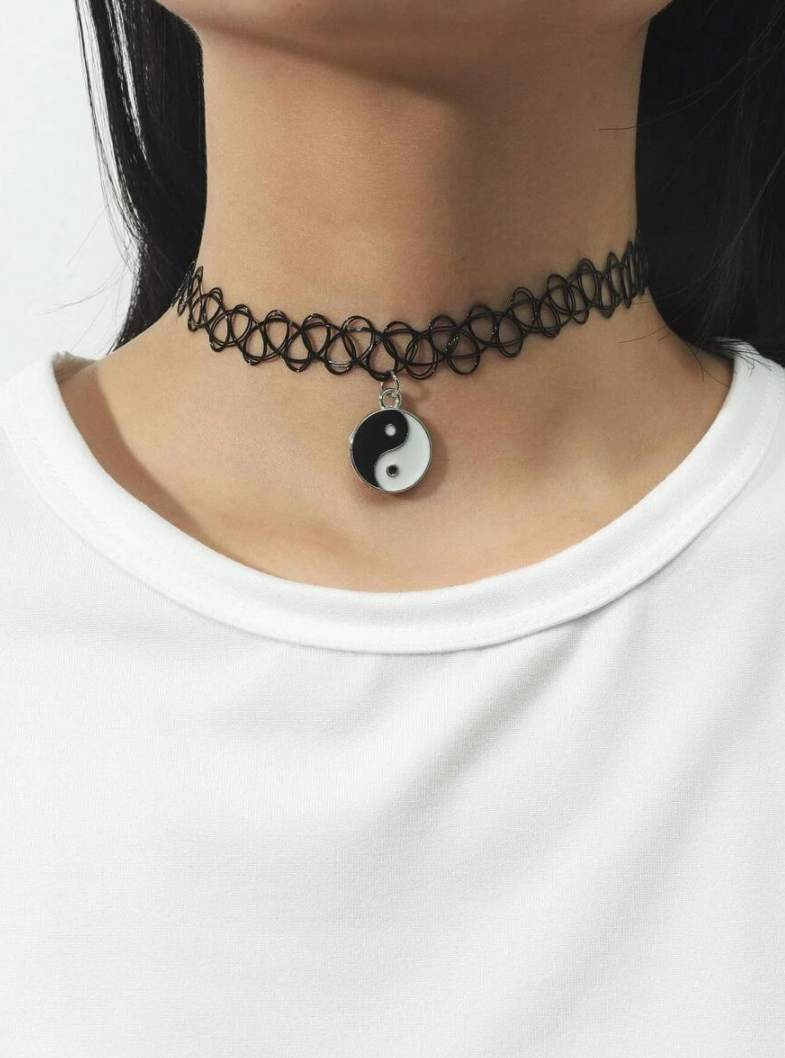 90s Yin Yang Stretchy Choker