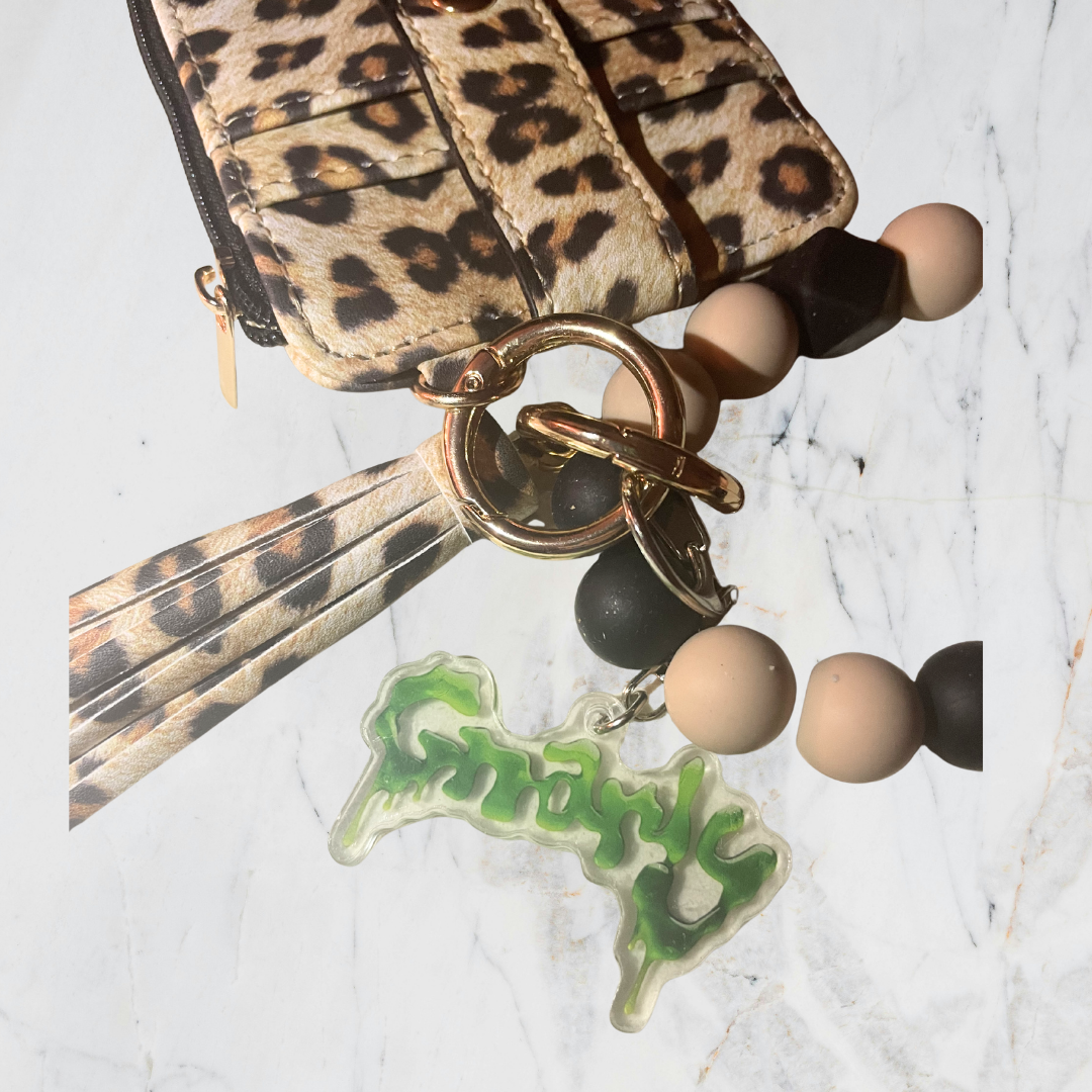 Green Katseye Gnarly Global Pop Star Acrylic Keychain Aesthetic Girl Group Soft Is Strong Inspired Charm