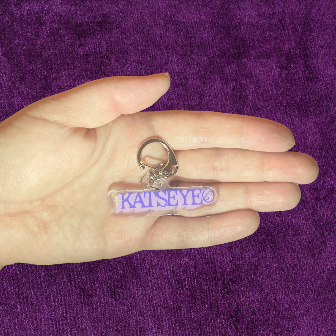 Global Katseye K-Pop Girl Group Star Purple Eye with a Cute Y2K Aesthetic Acrylic Keychain Soft Is Strong Inspired Charm