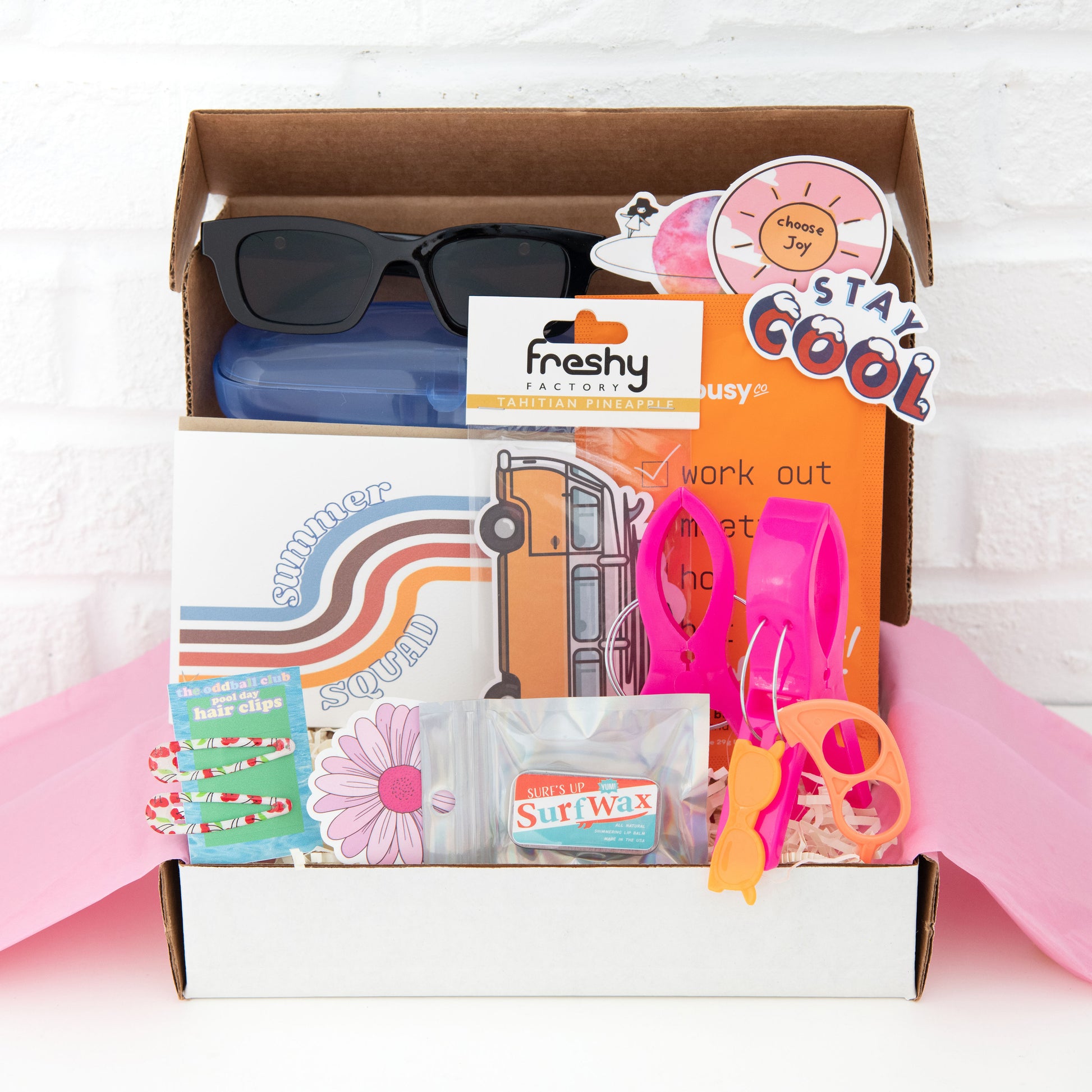 Celebrate summer with our ultimate summer-themed subscription box! This box includes a pair of stylish sunglasses to protect your eyes from the sun, a colorful beach towel for your beach or pool day, a refreshing summer-scented candle, a trendy hair clips, and a beachy greeting card to send to your loved ones. Don't miss out on these summer essentials!